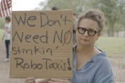 泉州特斯拉在得州奥斯汀遭遇抗议活动：反对马斯克Robotaxi计划